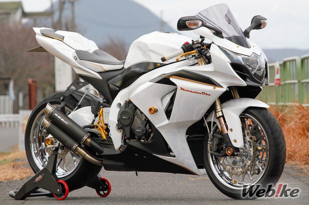 전 세계 최고의 부품을 조합: GSX-R1000 Custom