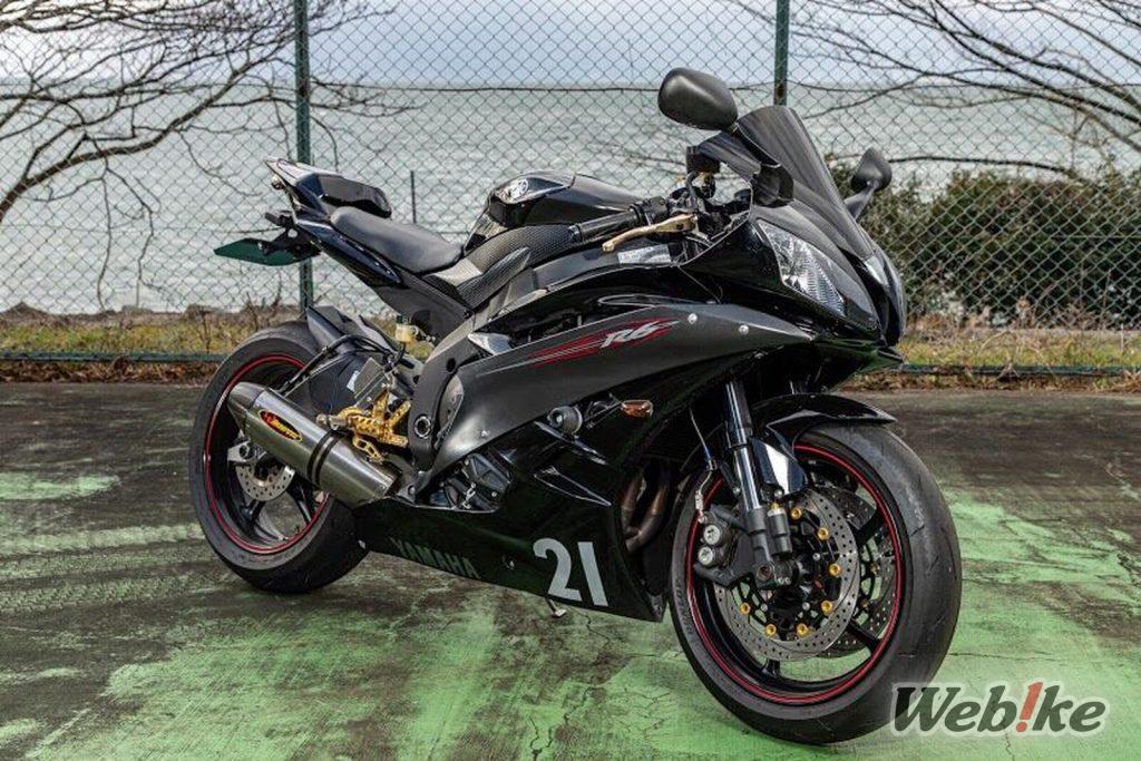 모터사이클 숙달을 위한 평생의 헌신: 야마하 YZF-R6 커스텀