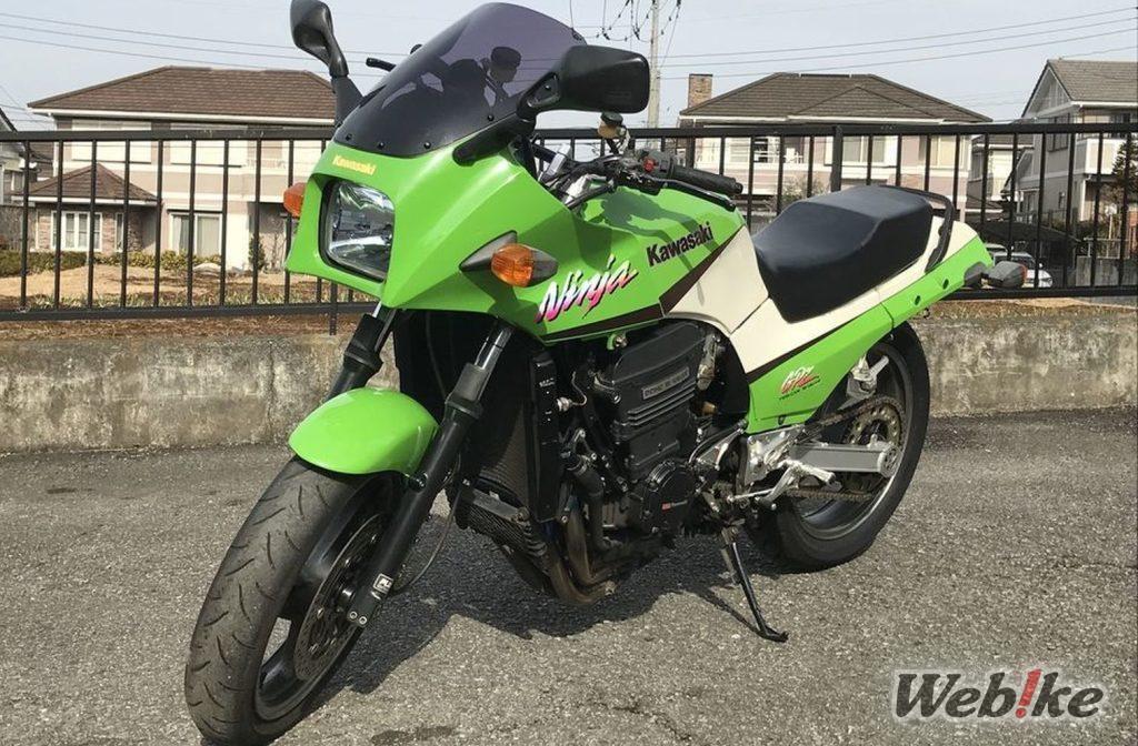 가와사키 GPZ900R 커스텀 : 장거리 투어링에 최적화된 바이크