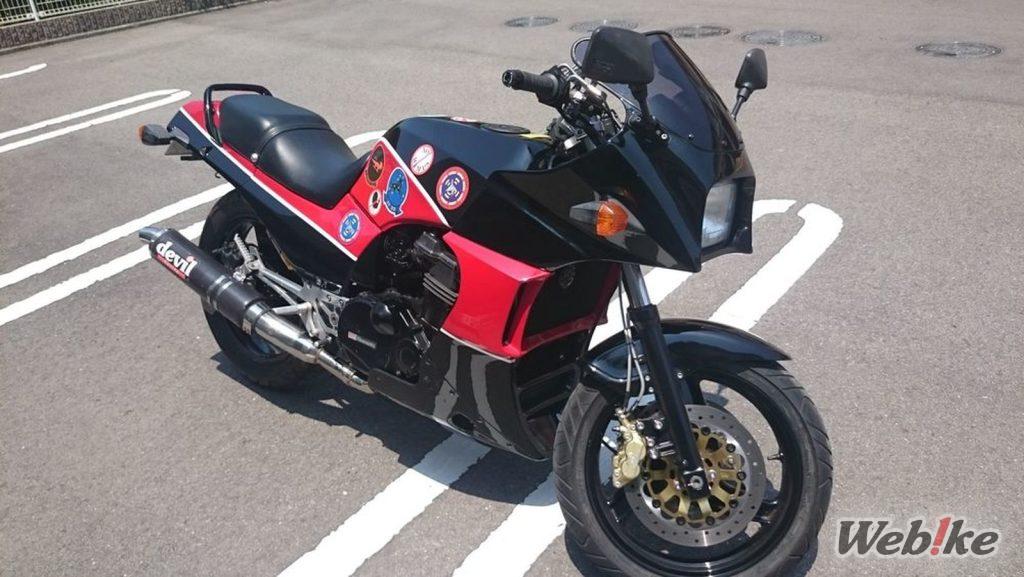 가와사키 GPZ900R 커스텀 : 시대를 초월한 매력의 경량 바이크